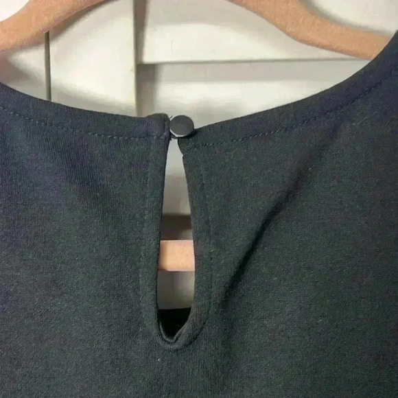 Van Heusen Sleeveless Peplum Top Size Large Black NWT - Picture 7 of 8